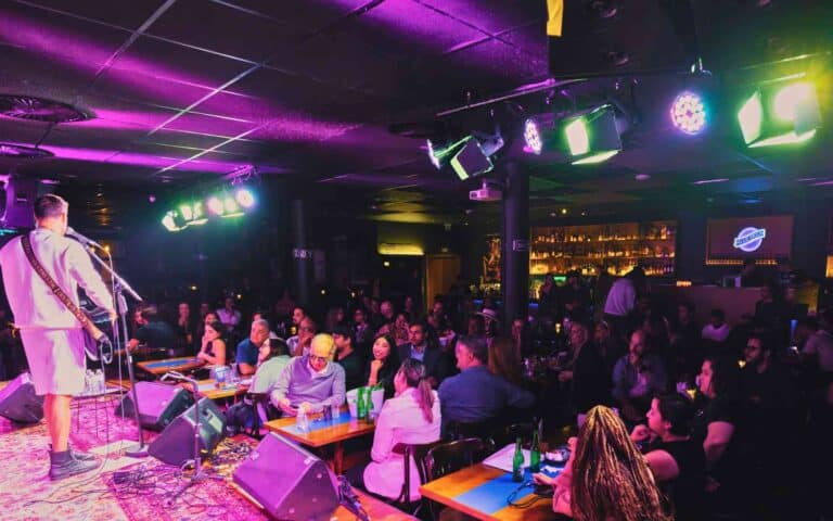 Band Jamming in a Bar