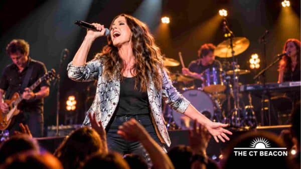 Alanis Morissette Opens Mohegan Suns 30th Birthday Celebration With an Arena Show