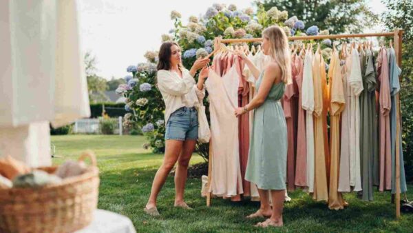 Thrift Finds and Vineyard Vibes Pairs a Community Thrift Market With Wine and Live Music
